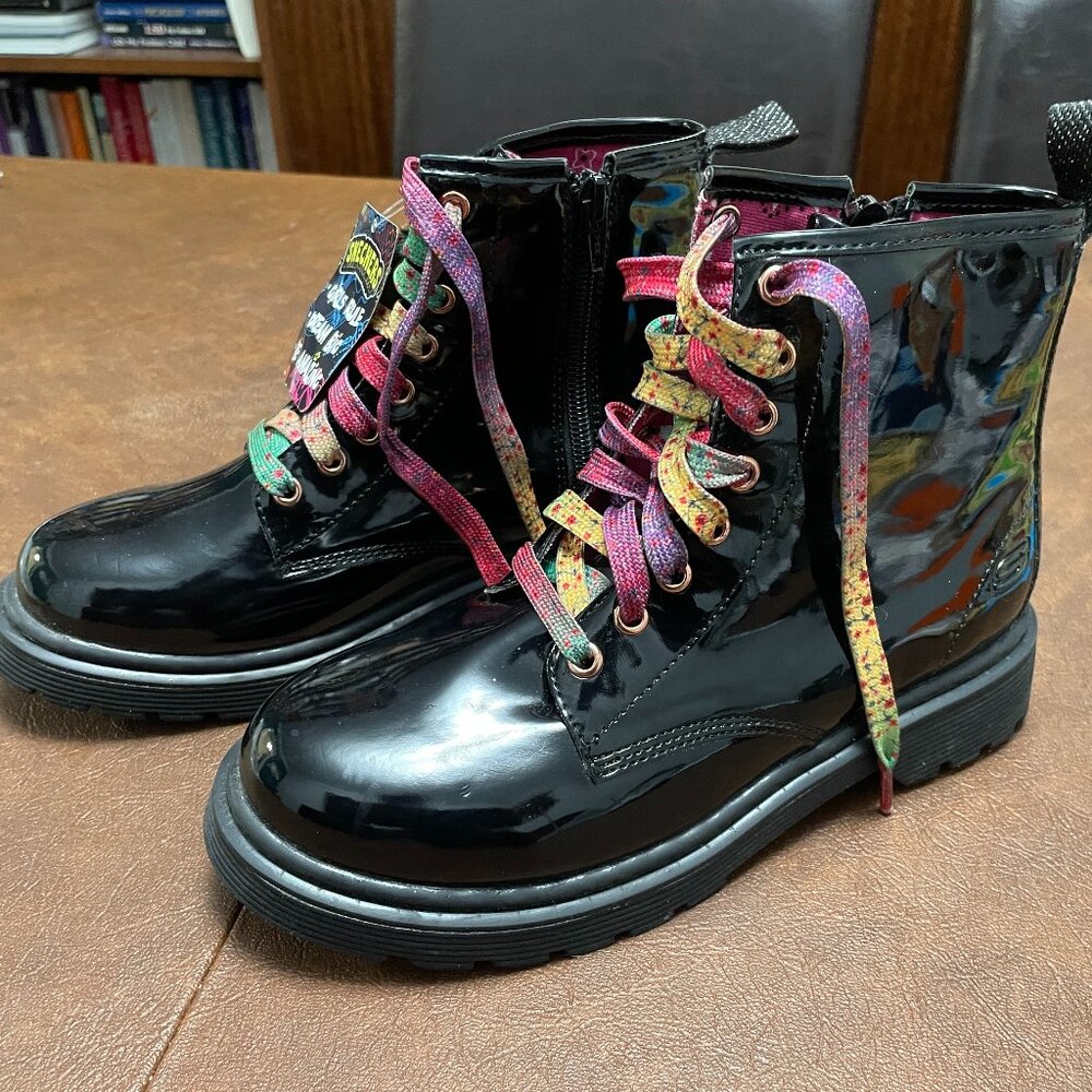 NWT, Sketchers Patent Leather Bootie, size 3